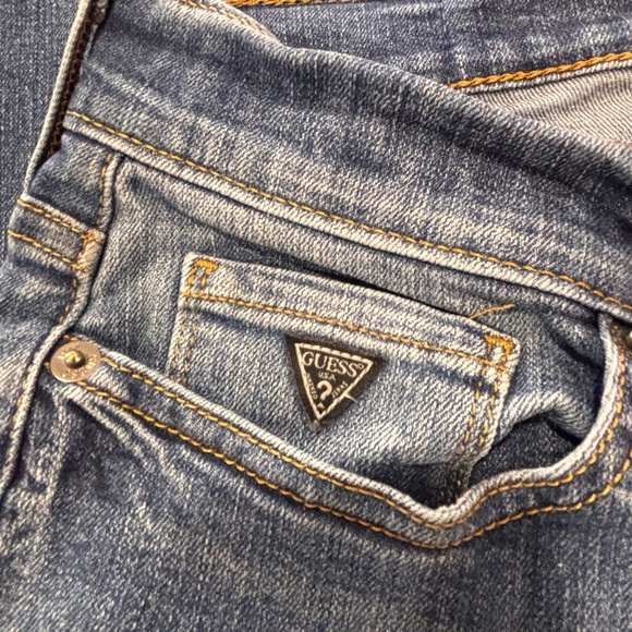 Guess women's Brit Rocker slim taper leg jeans 33 x 32 - Picture 4 of 13